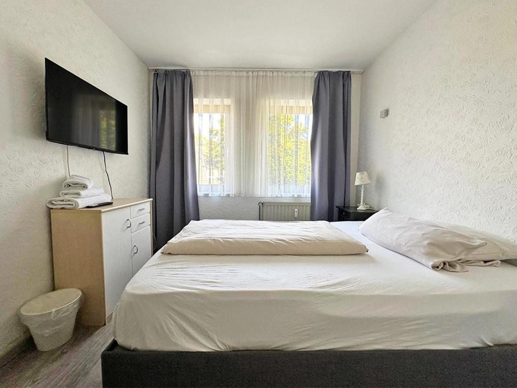 Hotel Rennekamp Oyten Kültér fotó