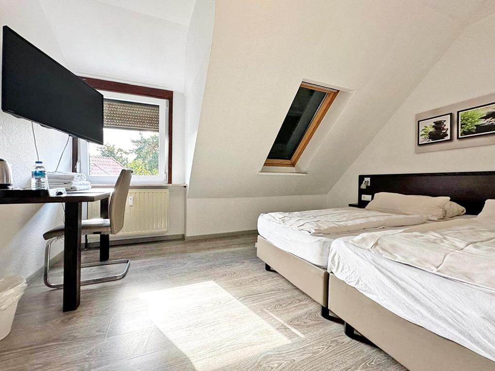 Hotel Rennekamp Oyten Kültér fotó